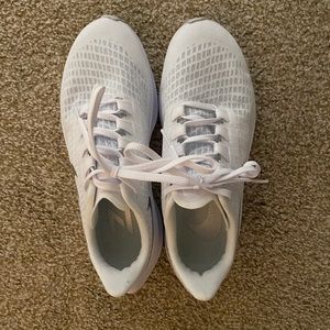 Nike Air Zoom Pegasus 37 white silver sneakers